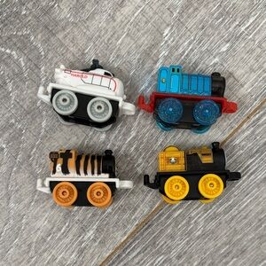 Lot of Thomas Minis